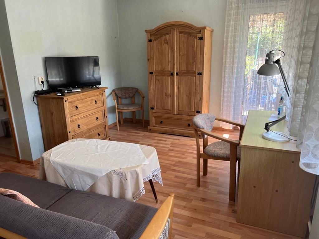 Pension Klaus Bad Salzschlirf Buitenkant foto